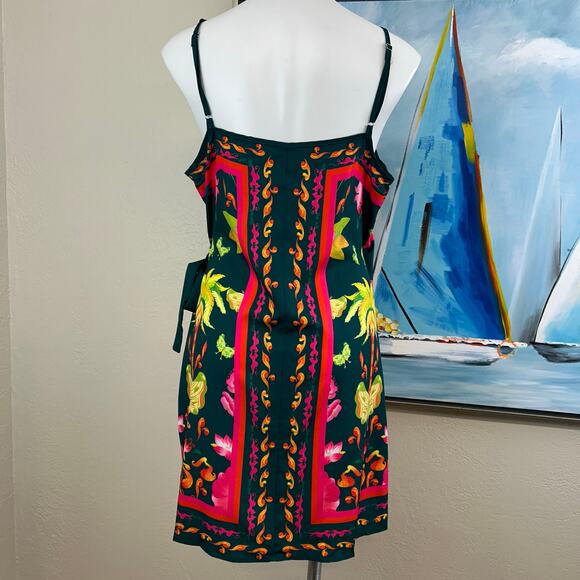 Swim Cover up/ mini wrap dress
Colorful floral
Size Junior L NWOT - Picture 4 of 8